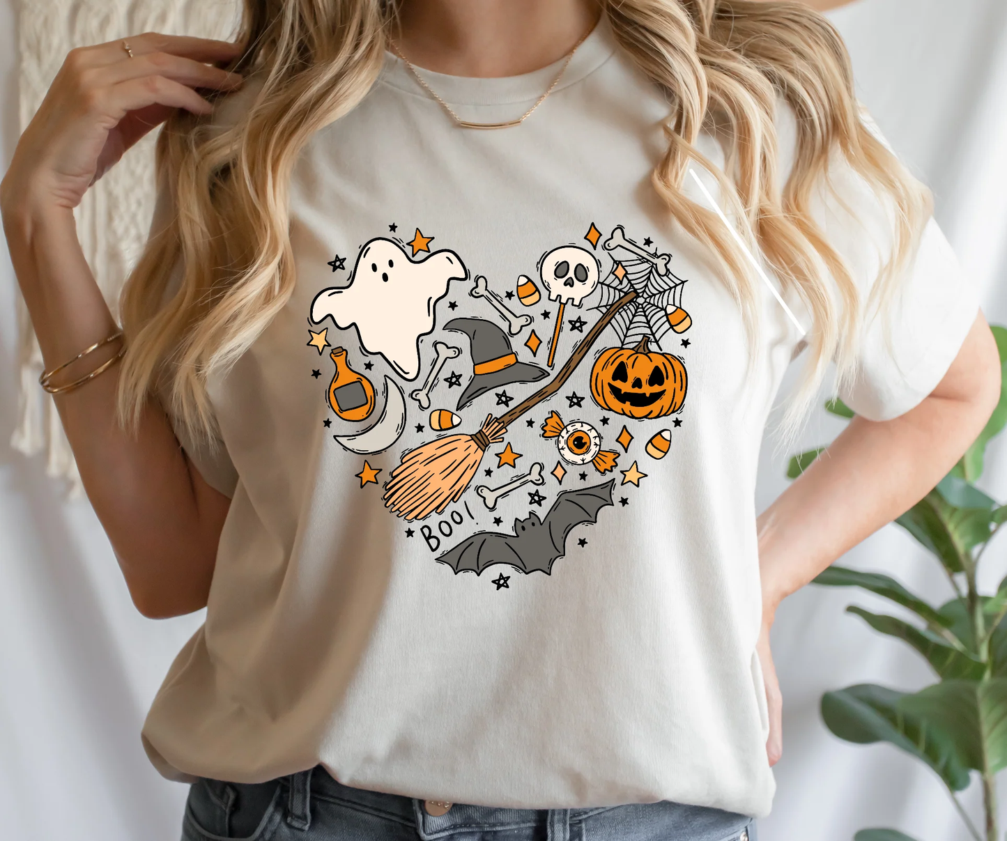 'ALL HALLOWEEN THINGS' TEE