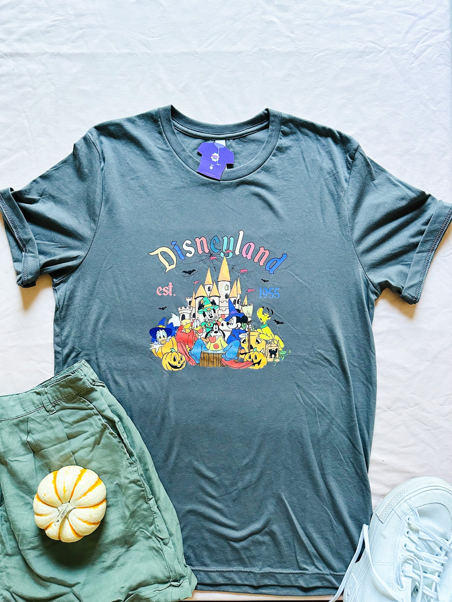 'HALLOWEEN IN DISNEYLAND' TEE