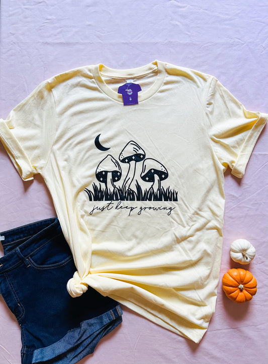 'JUST KEEP GROWING' TEE